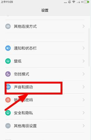 男子坚持两年终于拍到巨型昙花一现